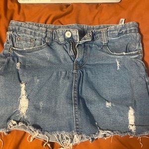 Style labs size small skirt with built in shorts underneath